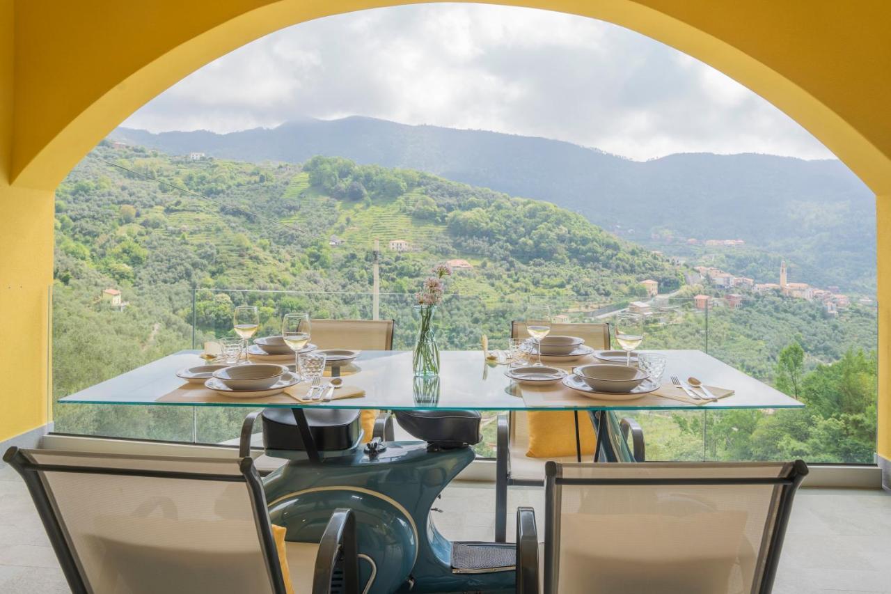 Vespa Apartments Moneglia Buitenkant foto
